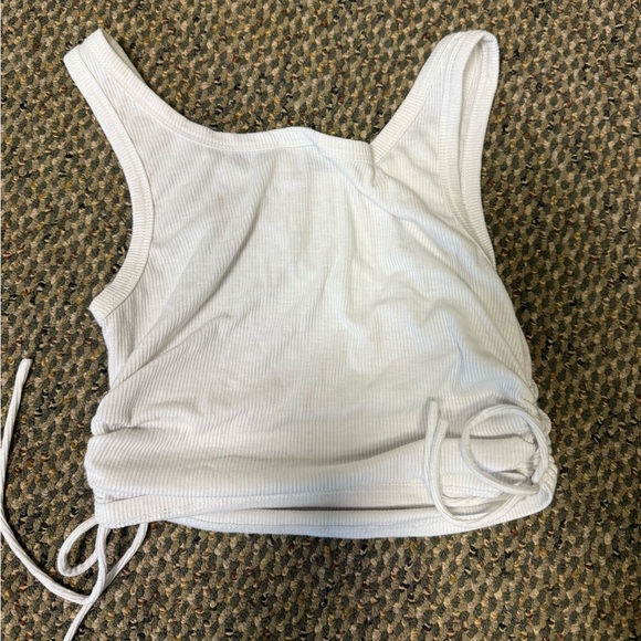 WHITE RIBBED CROP TOP - Picture 6 of 8